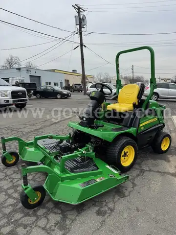 John Deere 1550 TerrainCut 72 Inch Front Rotary Deck Mower 4WD