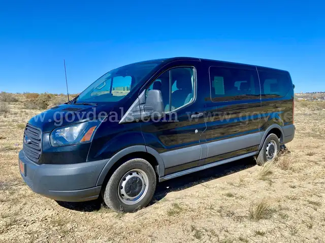 2018 Ford Transit 150 Wagon Low Roof XL 60/40 Pass. 130-in. WB