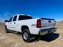 2004 Chevrolet Silverado 2500HD LS Crew Cab Short Bed 4WD