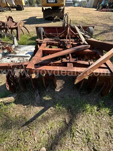 A Pull‑Behind Disc Harrow