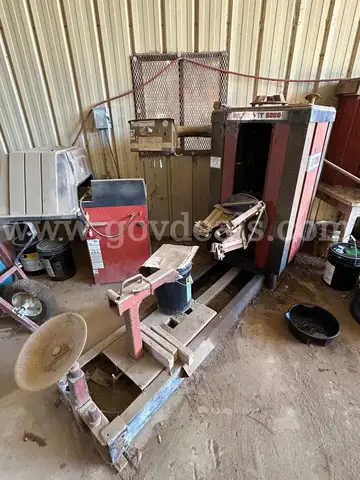 Coats Hit 5000 Tire Changer