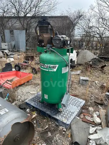 Speedaire upright air compressor