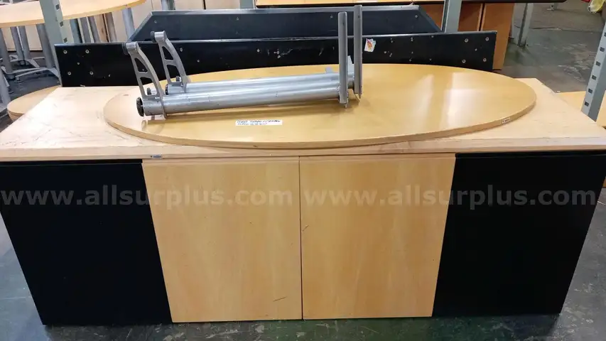 Executive Office Furniture Set