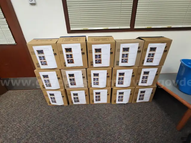 100 Dell Chromebook 3100 Touch [CHS 4 of 4 ]