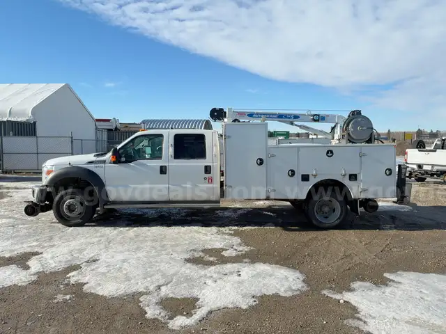 2013 Ford F-550 Crew Cab Service Utility Truck