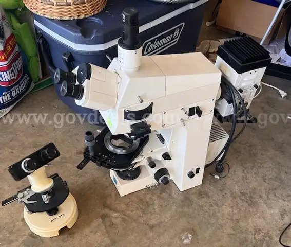 Axioplan Zeiss microscope