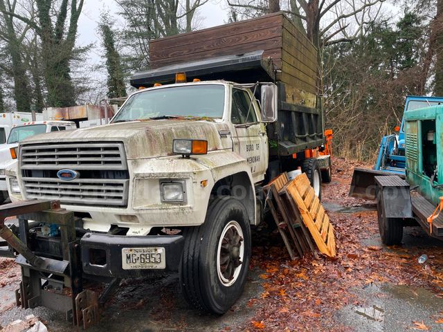 1995 Ford F800 Dump Truck w/Plow | GovDeals