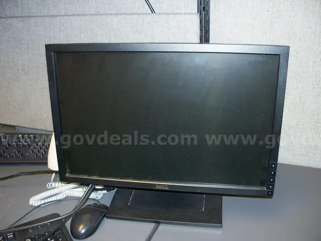 1 Lot of Miscellaneous computer items--laptops, printers, accessories