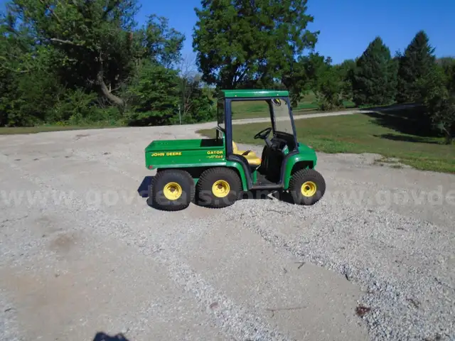 John Deere gator