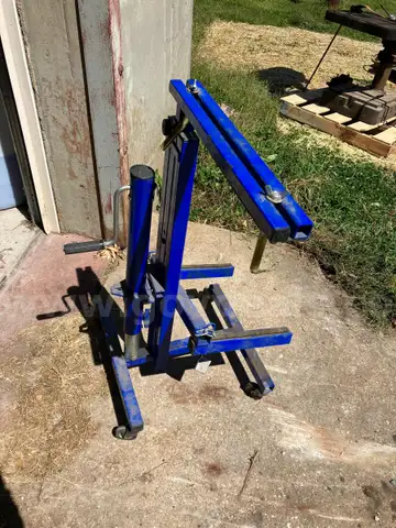 Vehicle Door Jack Lift
