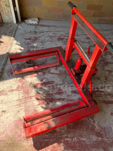 Hydraulic Wheel dolly