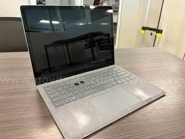 Microsoft Surface Laptop 4