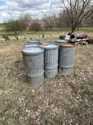 Trash cans lot #2