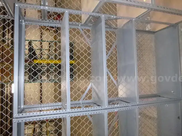 grey metal shelf 70x36x15 inch, total of 5 shelving units