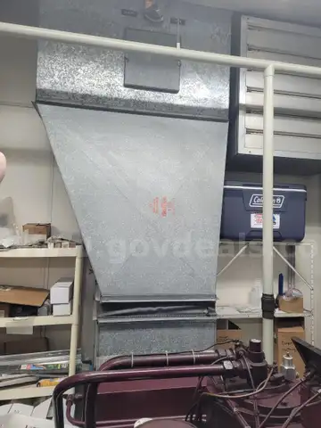 Mechanical oxygen generation system