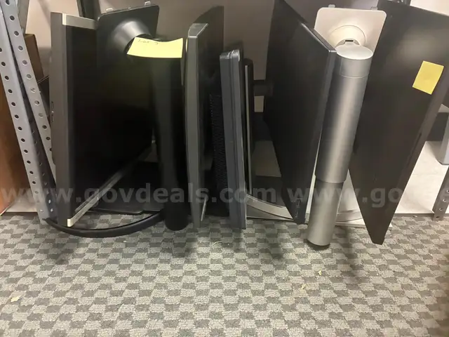 Broken Mixed Monitor Lot with Stands
