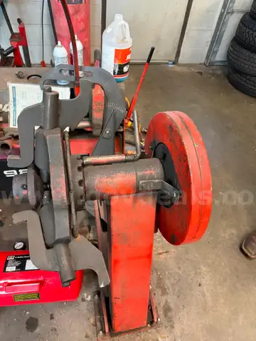 Branick 988 tire changer