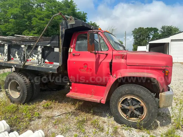 1976 GMC Dump truck