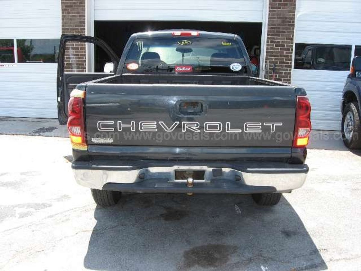 2003 Chevrolet Silverado 1500 Long Bed 4WD | GovDeals