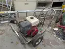 Glidden 3000psi Pressure washer- with Honda gas engine
