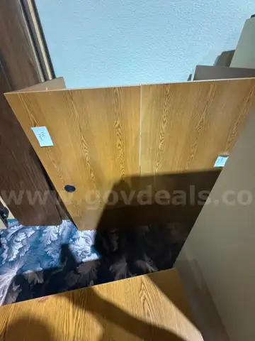 L shaped desk 1