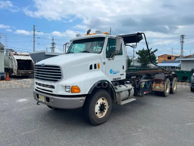 2005 Sterling LT9500