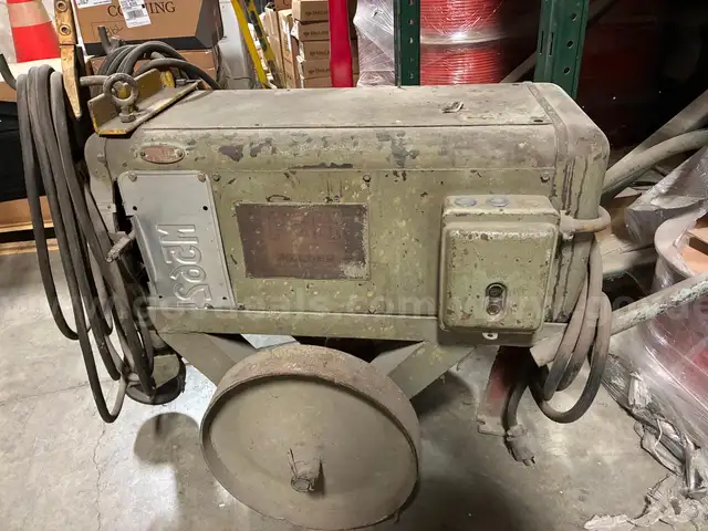 P&H Arc Welder