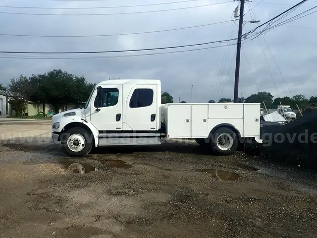 2011 Freightliner M2 Medium Duty