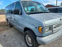 2000 Ford E-350 XL Super Duty Passenger Van