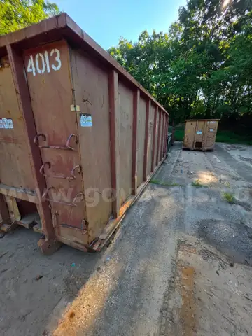 Lot of 40yd Roll Off Dumpster