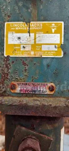 Lincoln 2 ton Floor Crane