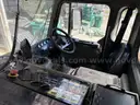 2015 Peterbilt 320