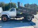 1997 Ford F800