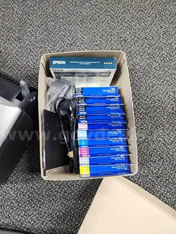 Epson Stylus Photo 2200 Printer &#x26; Toner