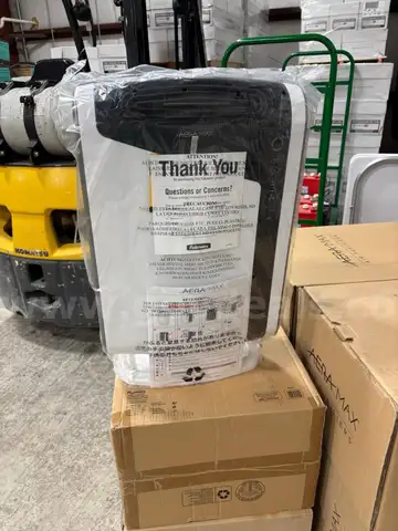 Fellowes AeraMax Air Purifier - Brand New "I"