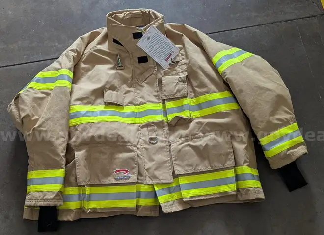 Ricochet Firefighting Jacket - Size 62 X 32 X 38