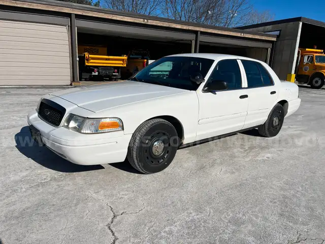 2005 Ford Crown Victoria