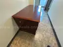 1 VERY LARGE LOT OF OFFICE FURNITURE
