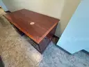 1 VERY LARGE LOT OF OFFICE FURNITURE