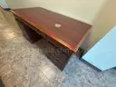 1 VERY LARGE LOT OF OFFICE FURNITURE