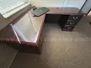 1 VERY LARGE LOT OF OFFICE FURNITURE