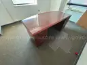 1 VERY LARGE LOT OF OFFICE FURNITURE