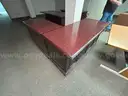 1 VERY LARGE LOT OF OFFICE FURNITURE