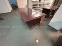 1 VERY LARGE LOT OF OFFICE FURNITURE