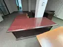 1 VERY LARGE LOT OF OFFICE FURNITURE