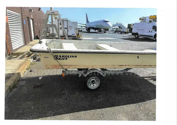 Boat Carolina Skiff & Trailer