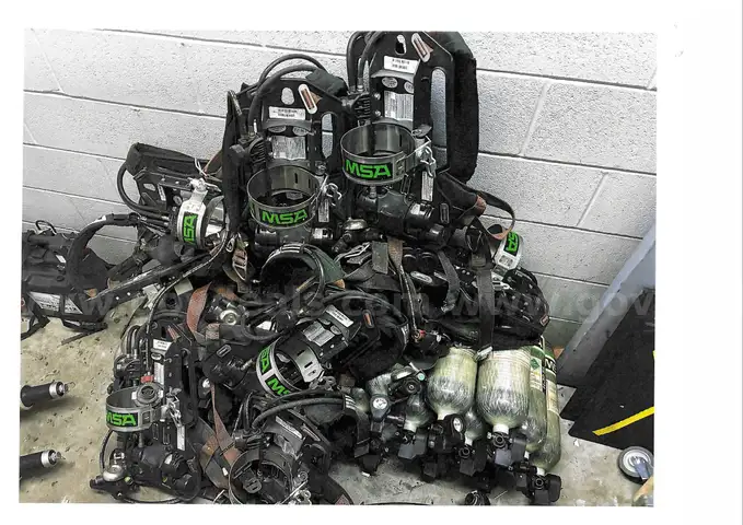 32 Air Tank & Harness