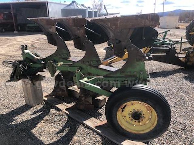 John Deere 835 3-Bottom Plow | AllSurplus