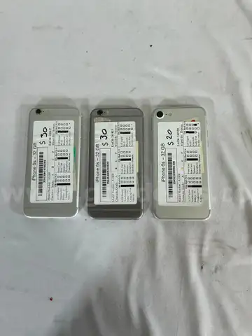 lot of 3 iphone 6s - 32 GB