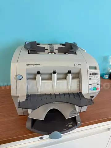 Pitney Bowes D1200 Folding Machine
